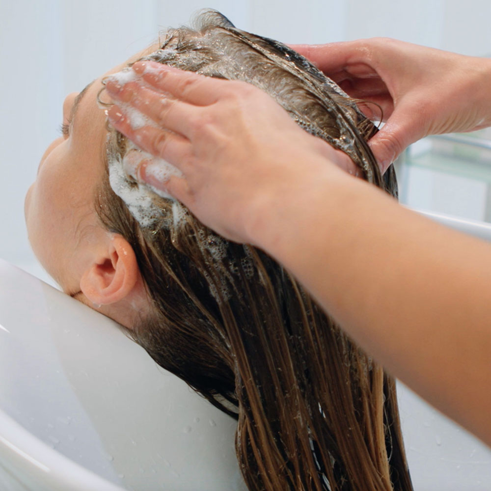 revlon-professional-re-start-density-anti-hair-loss-micellar-shampoo-gegen-haarausfall-anwendung-schauemt