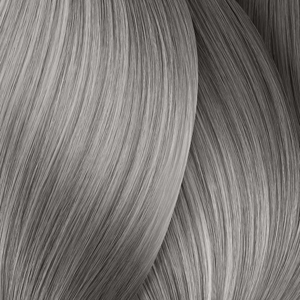 sehr helles blond tiefes asch