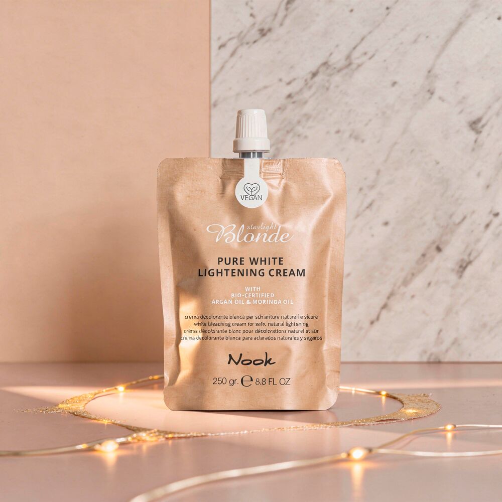 nook-starlight-blonde-pure-white-lightening-cream-250g-beiger-standbeutel-von-nook-vegane-weisse-blondiercreme-fuer-bis-zu-6-stufen-aufhellung