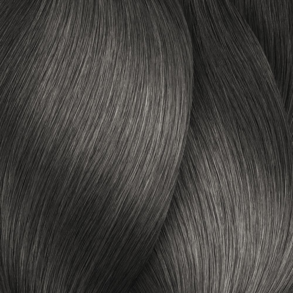 mittelblond tiefes asch