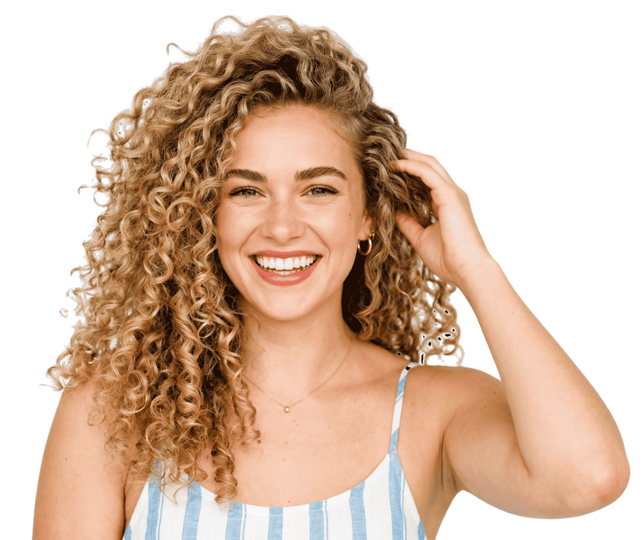 model-mit-definierten-natuerlichen-locken-fuer-inebrya-up-to-you-coily-lockenpflege